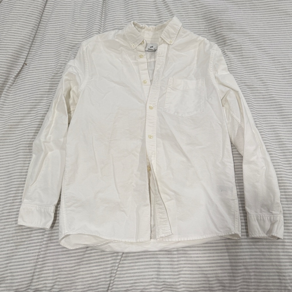 H&M White Casual Button Down Shirt